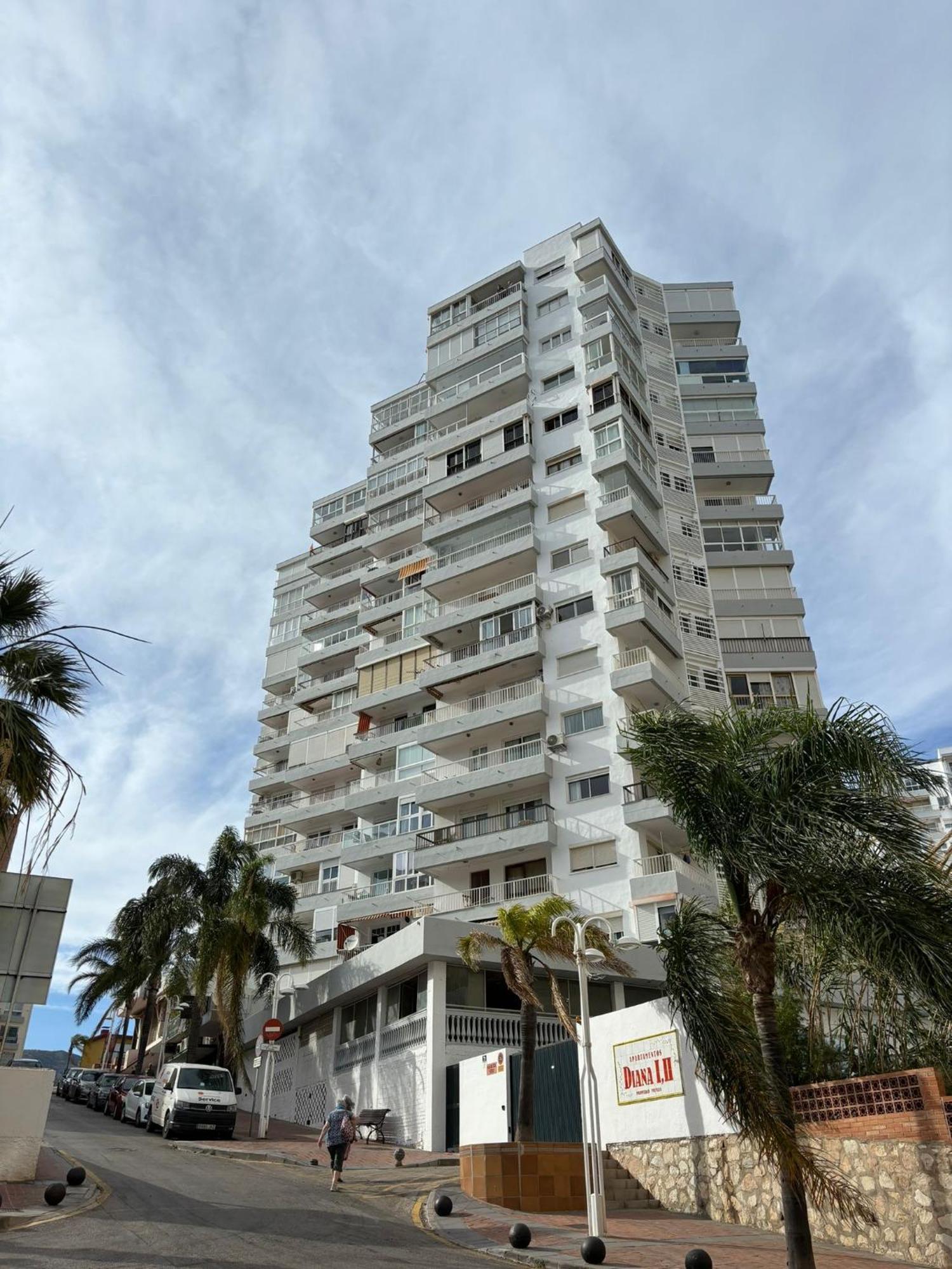 Diana Sea View Apartment เบนัลมาเดนา ภายนอก รูปภาพ